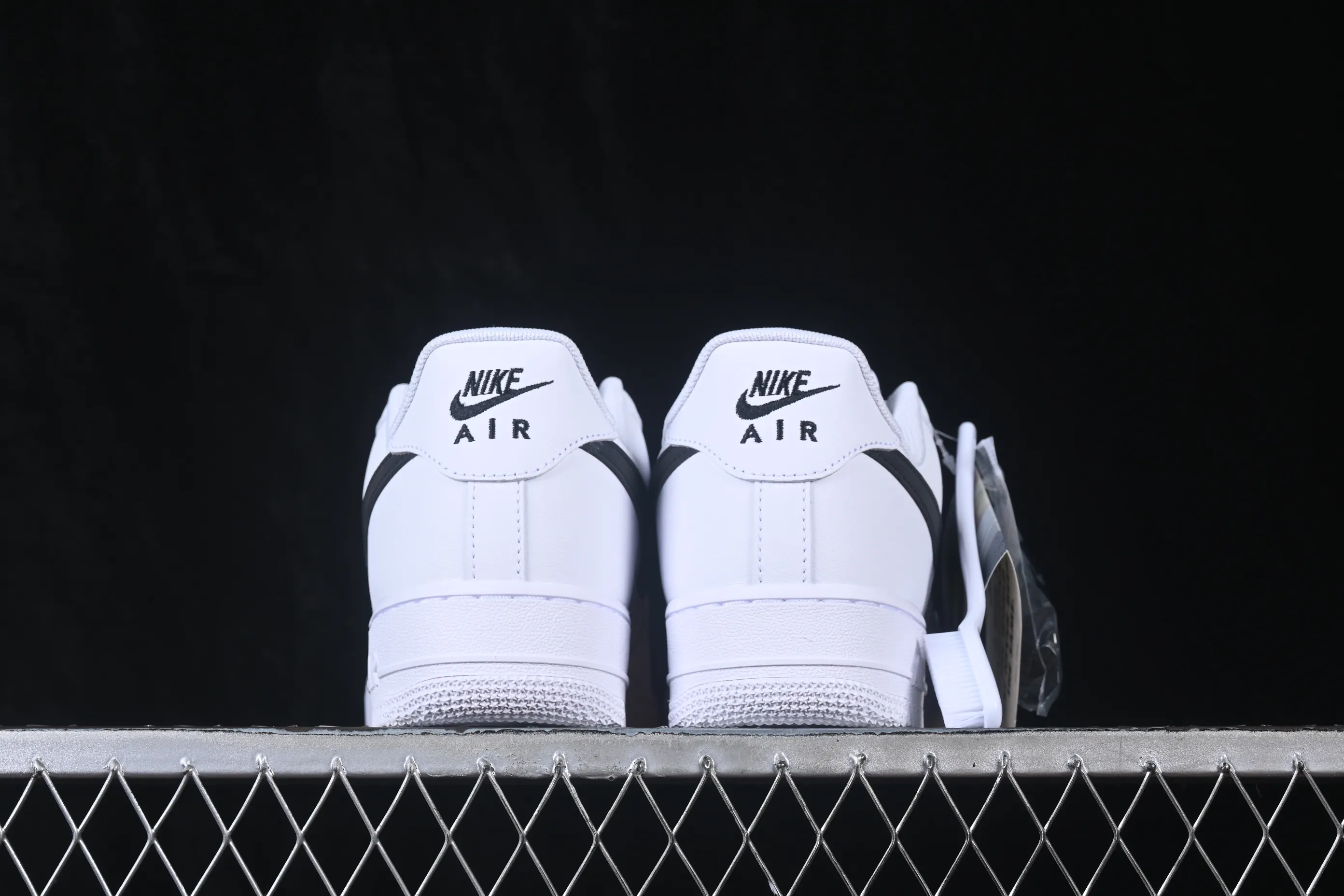 All categories Nk Air Force 1 Air Force series Nk Air Force 1 Low Air Force low-top Nike Air Force 1'07 Low Air Force 1 low-top casual sneakers IR0952-100